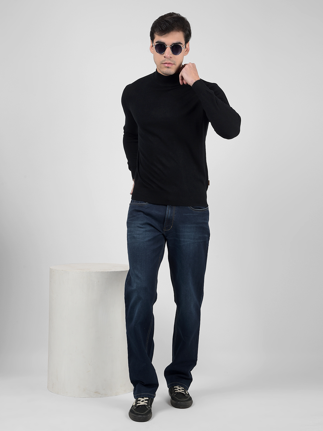 Numero Uno Men Solid Dark Blue Jeans